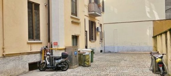 11m² Parking in Milan, Italy No. 283222 13