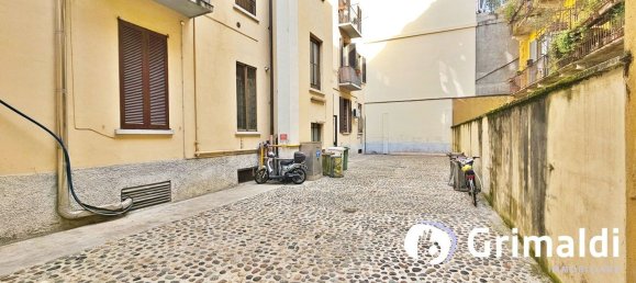 11m² Parking in Milan, Italy No. 283222 3