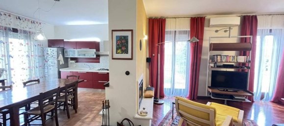 4غرفة شقة في Monte Urano, Italy رقم 21177 11