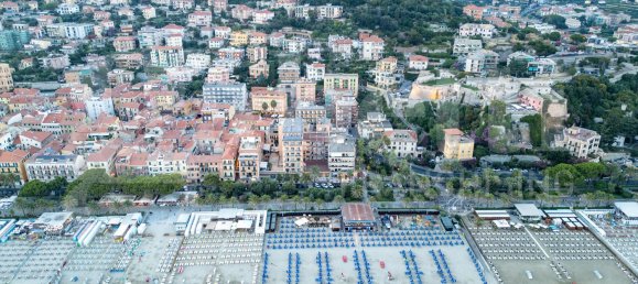 Квартира с 1 спальней в Финале Лигуре, Италия № 53740 9