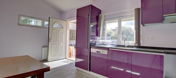 5 bedrooms House in Vernouillet, France No. 168113 19