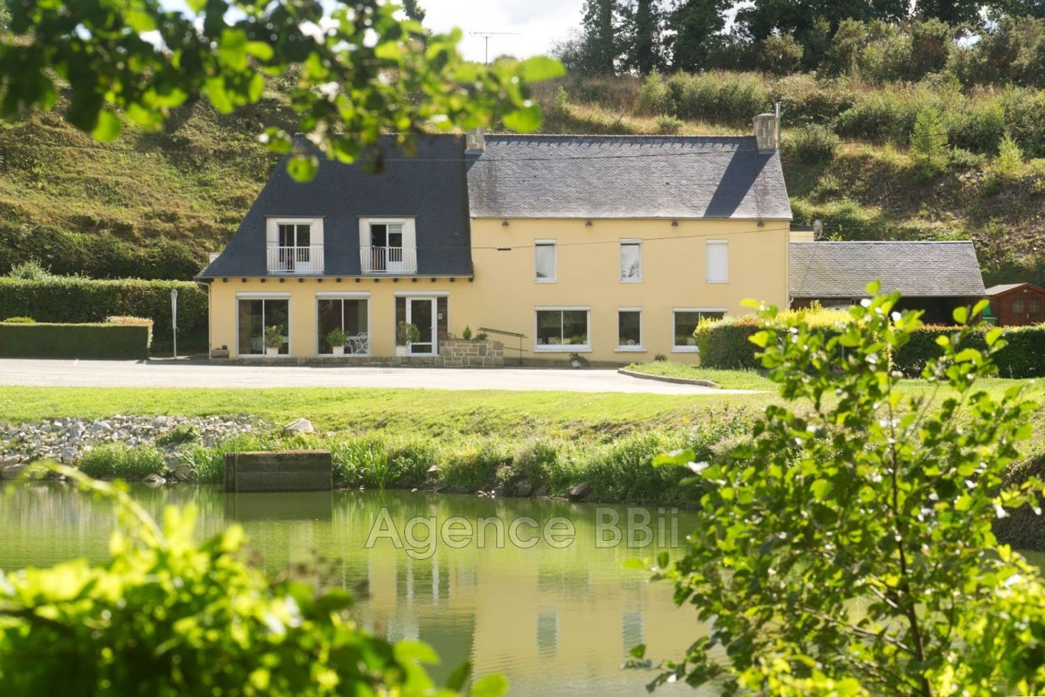 6 bedrooms House in Cotes-d'Armor, France No. 307262