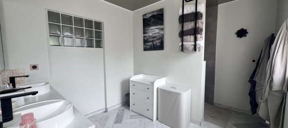 3 Schlafzimmer Haus in Sarthe, France, Nr. 363856 15