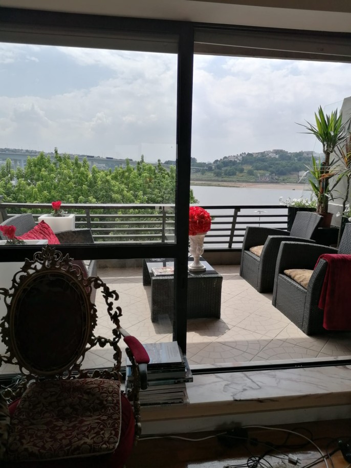 4 bedrooms Duplex in Porto, Portugal No. 123070