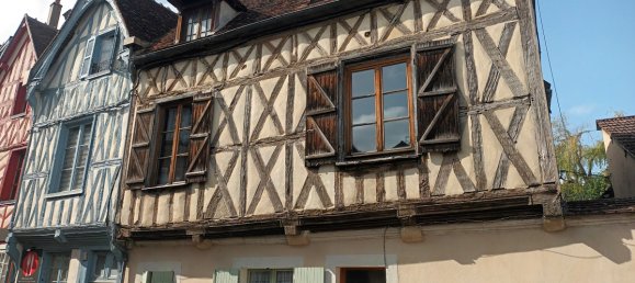 1 bedroom Duplex in Auxerre, France No. 199373 4