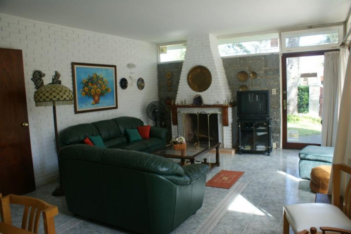 2 bedrooms House in Maldonado, Uruguay No. 2815