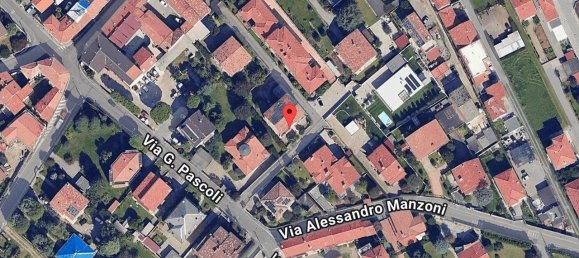 3 Schlafzimmer Wohnung in Uboldo, Italy, Nr. 283011 3