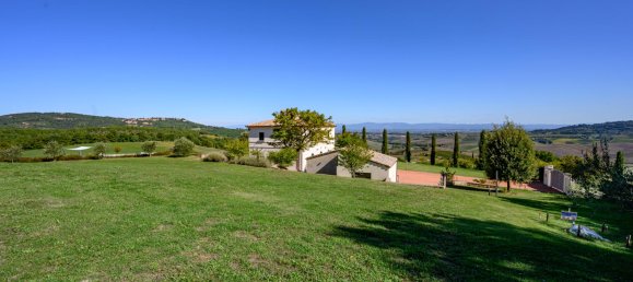 2 bedrooms Villa in Montepulciano, Italy No. 5801 13