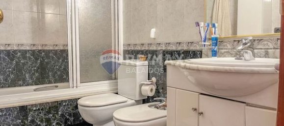 Apartamento de 3 dormitorios en Vigo, Spain No. 190982 22