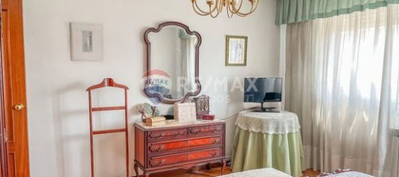 Apartamento de 3 dormitorios en Vigo, Spain No. 190982 26