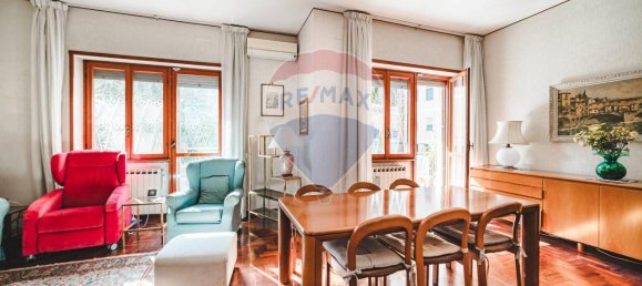 4 rooms Apartment in Rome, Italy No. 26313 4