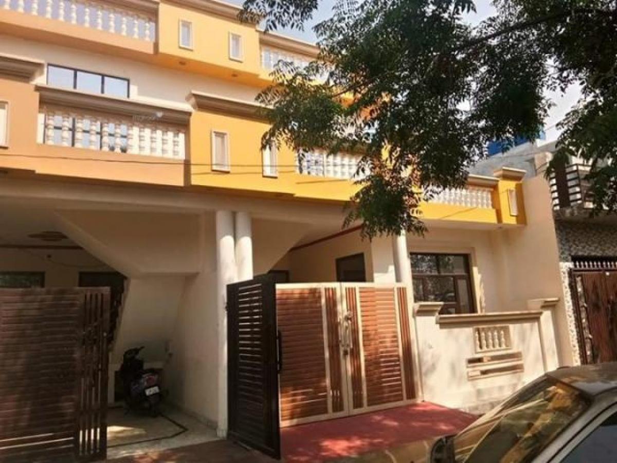 2 chambres Maison à Lucknow, India No. 26252