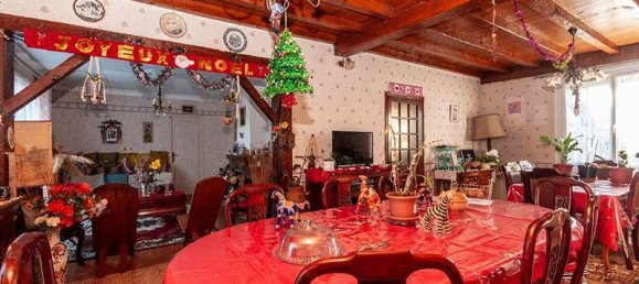 5 bedrooms House in Dordogne, France No. 335424 2