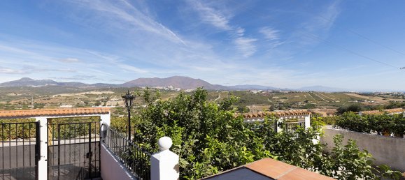 3 bedrooms Townhouse in La Duquesa, Spain No. 54030 11
