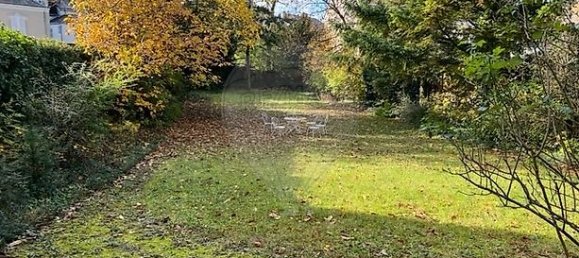 8 bedrooms House in Orleans, France No. 233443 18