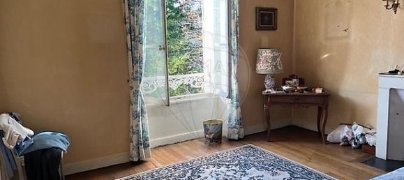 8 bedrooms House in Orleans, France No. 233443 8