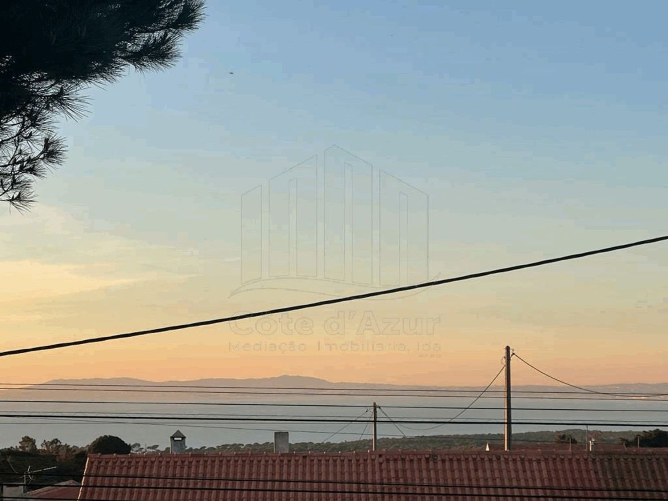  Land in Sesimbra, Portugal No. 280078