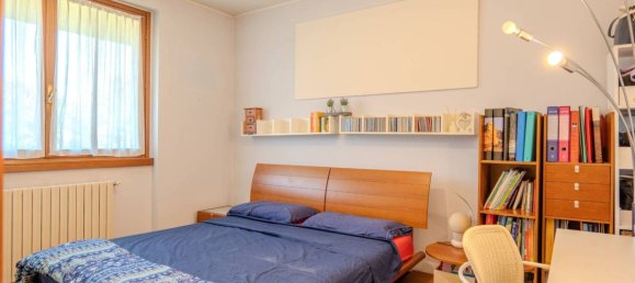 Квартира с 2 спальнями в Дальмине, Италия № 354321 25