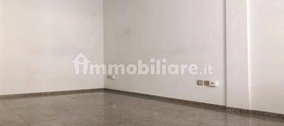 Офис 230м² в Бари, Италия № 357537 3