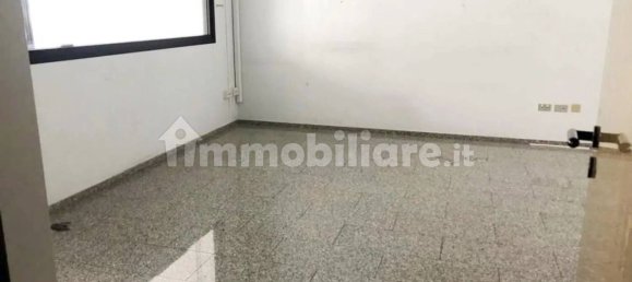 Офис 230м² в Бари, Италия № 357537 4