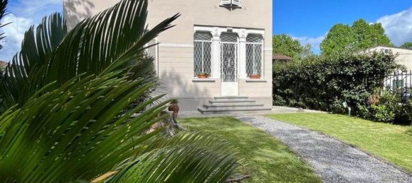 10غرفة فيلا في Lucca, Italy رقم 97583 2