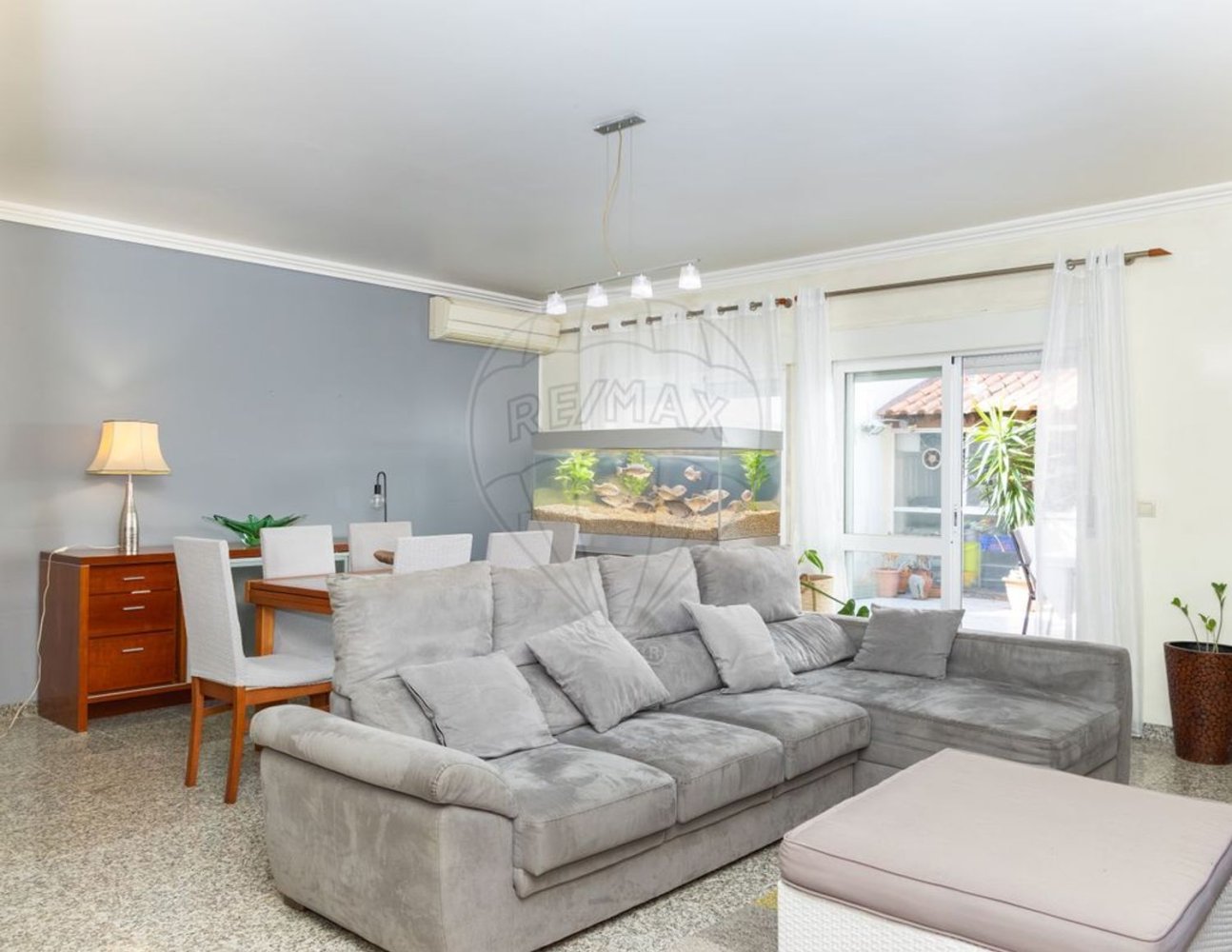 2 bedrooms Apartment in Amadora, Portugal No. 284127