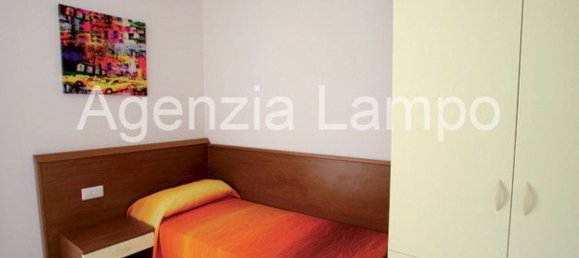 3 rooms Penthouse in San Michele al Tagliamento, Italy No. 164624 8