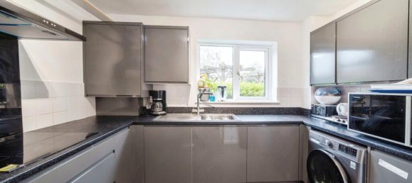 1 bedroom Apartment in Watford, United Kingdom No. 6838 14