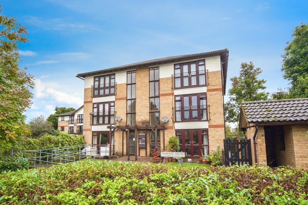 1 bedroom Apartment in Watford, United Kingdom No. 6838