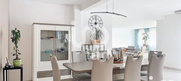 4 Schlafzimmer Haus in Reutenbourg, France, Nr. 47402 21