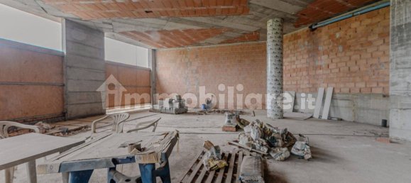 2-Zimmer Gewerbliche Immobilie in Pistoia, Italy, Nr. 349278 12