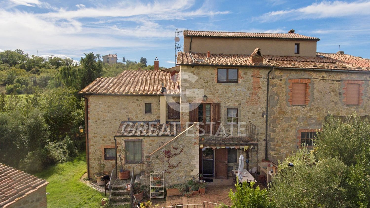 9 rooms House in Castiglione d'Orcia, Italy No. 120174