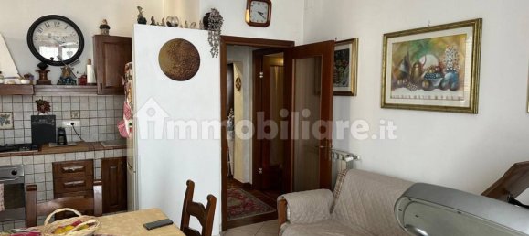 2 bedrooms Apartment in Monterotondo, Italy No. 8730 3