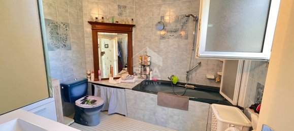 5 Schlafzimmer Haus in Nogent-le-Rotrou, France, Nr. 88275 8