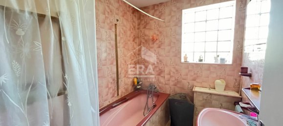 5 Schlafzimmer Haus in Nogent-le-Rotrou, France, Nr. 88275 10