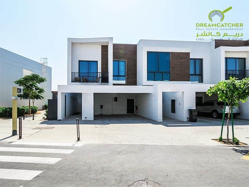 3 bedrooms Villa in Mina Al Arab, UAE No. 17684