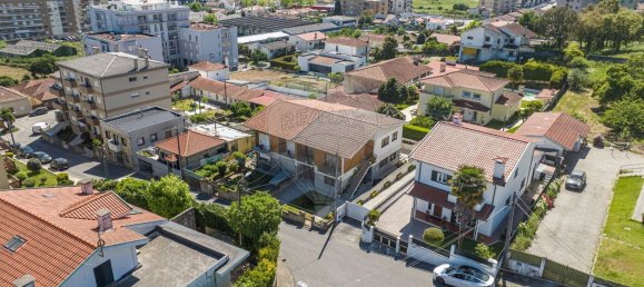 3 bedrooms House in Vila Nova de Famalicao, Portugal No. 184149 2