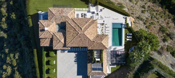 Casa de 5 dormitorios en El Madronal, Spain No. 31758 6