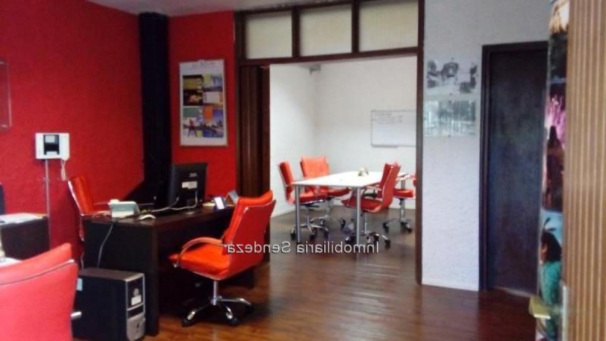 2 bedrooms Building in Montevideo, Uruguay No. 16337