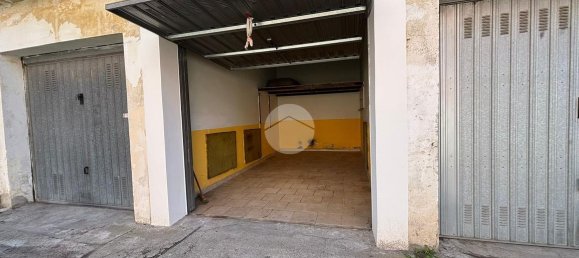 1غرفة مرآب في None, Italy رقم 4668 10