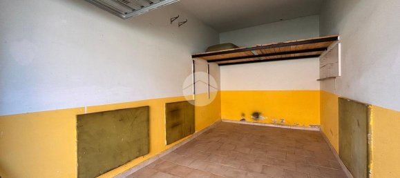 1غرفة مرآب في None, Italy رقم 4668 7