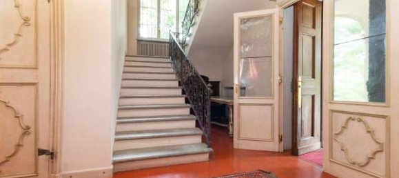 6 rooms Apartment in San Mauro Torinese, Italy No. 133415 4