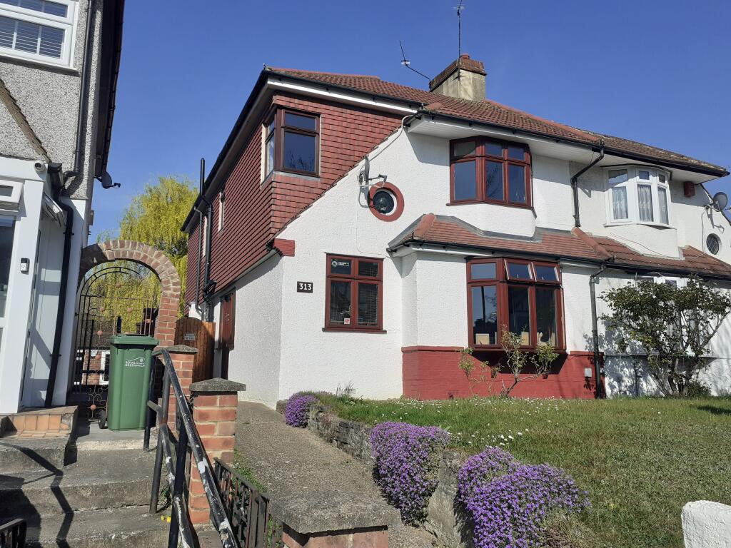 5 bedrooms House in London, United Kingdom No. 10524