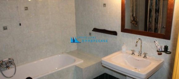 Дом с 3 спальнями в Масса, Италия № 216499 11