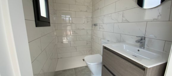 Dúplex de 2 dormitorios en Roses, Spain No. 149786 9