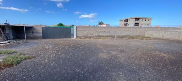 Коммерческая недвижимость 1000м² в Арона, Испания № 102037 3