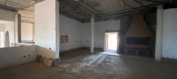 Коммерческая недвижимость 1000м² в Арона, Испания № 102037 7