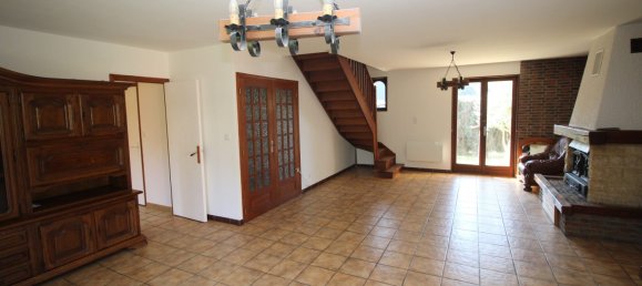 4 bedrooms House in Phalempin, France No. 235827 6