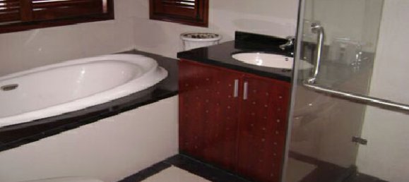 4 bedrooms Villa in Ba Dinh, Vietnam No. 7200 9