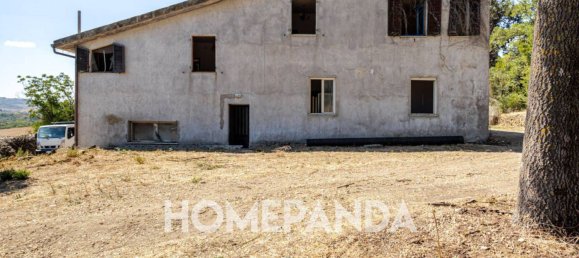 3 bedrooms House in Scansano, Italy No. 301075 9